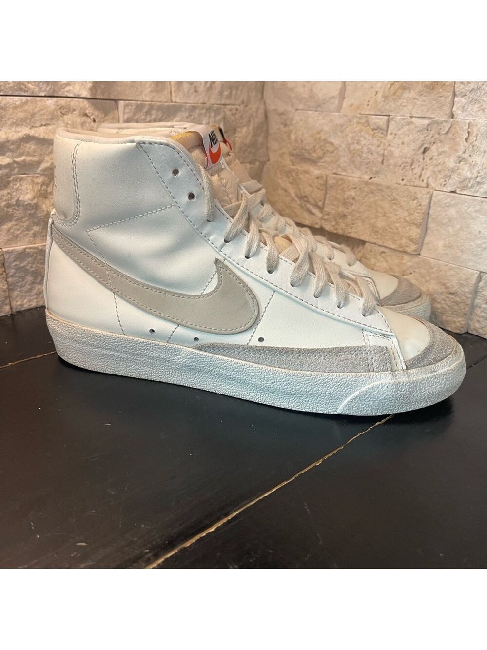Nike Blazer Mid '77 Vintage Leather Suede Ladies Size 8 CZ 1055-120 - Picture 2 of 9